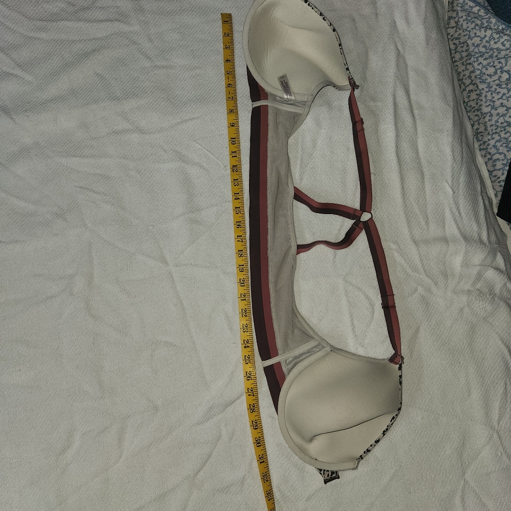Cacique Front Closure Racerback Bra - Picture 3 of 7